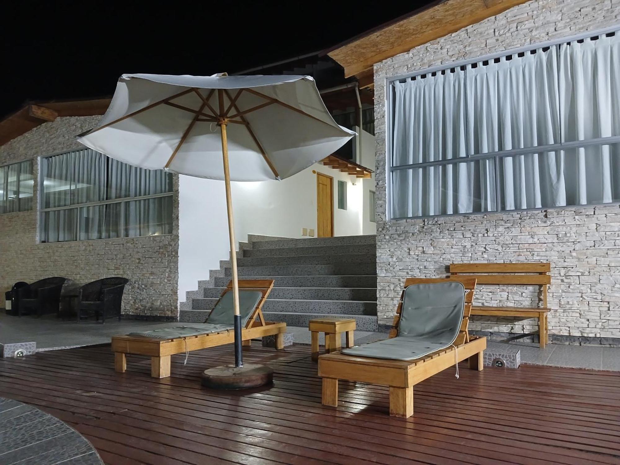 Akas Hotel Apartamentos Canoas de Punta Sal Dış mekan fotoğraf