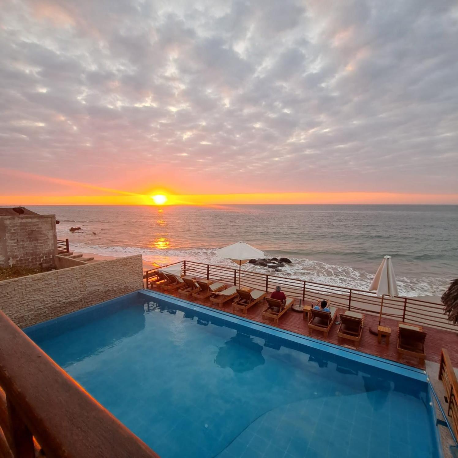 Akas Hotel Apartamentos Canoas de Punta Sal Dış mekan fotoğraf