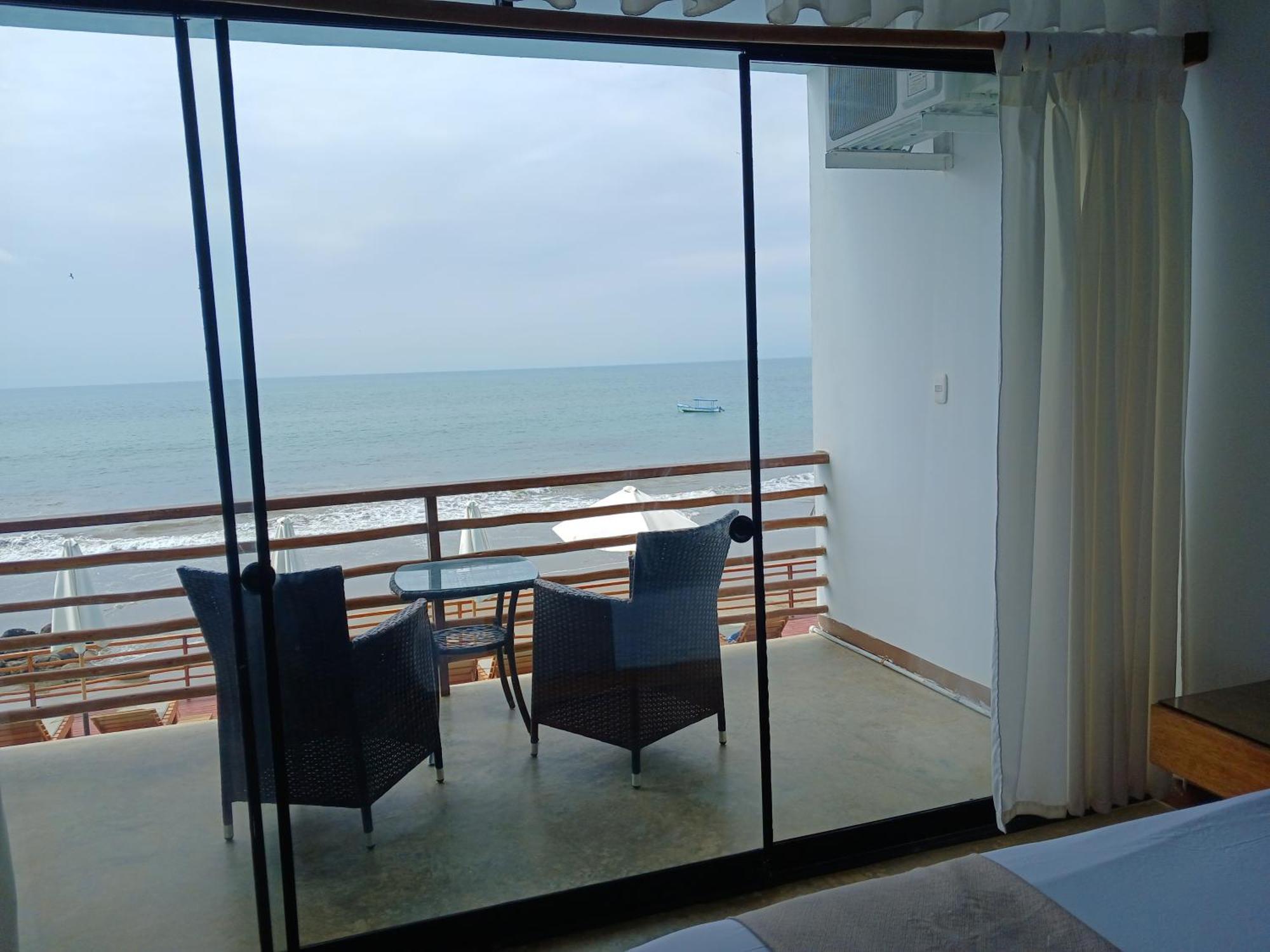 Akas Hotel Apartamentos Canoas de Punta Sal Dış mekan fotoğraf