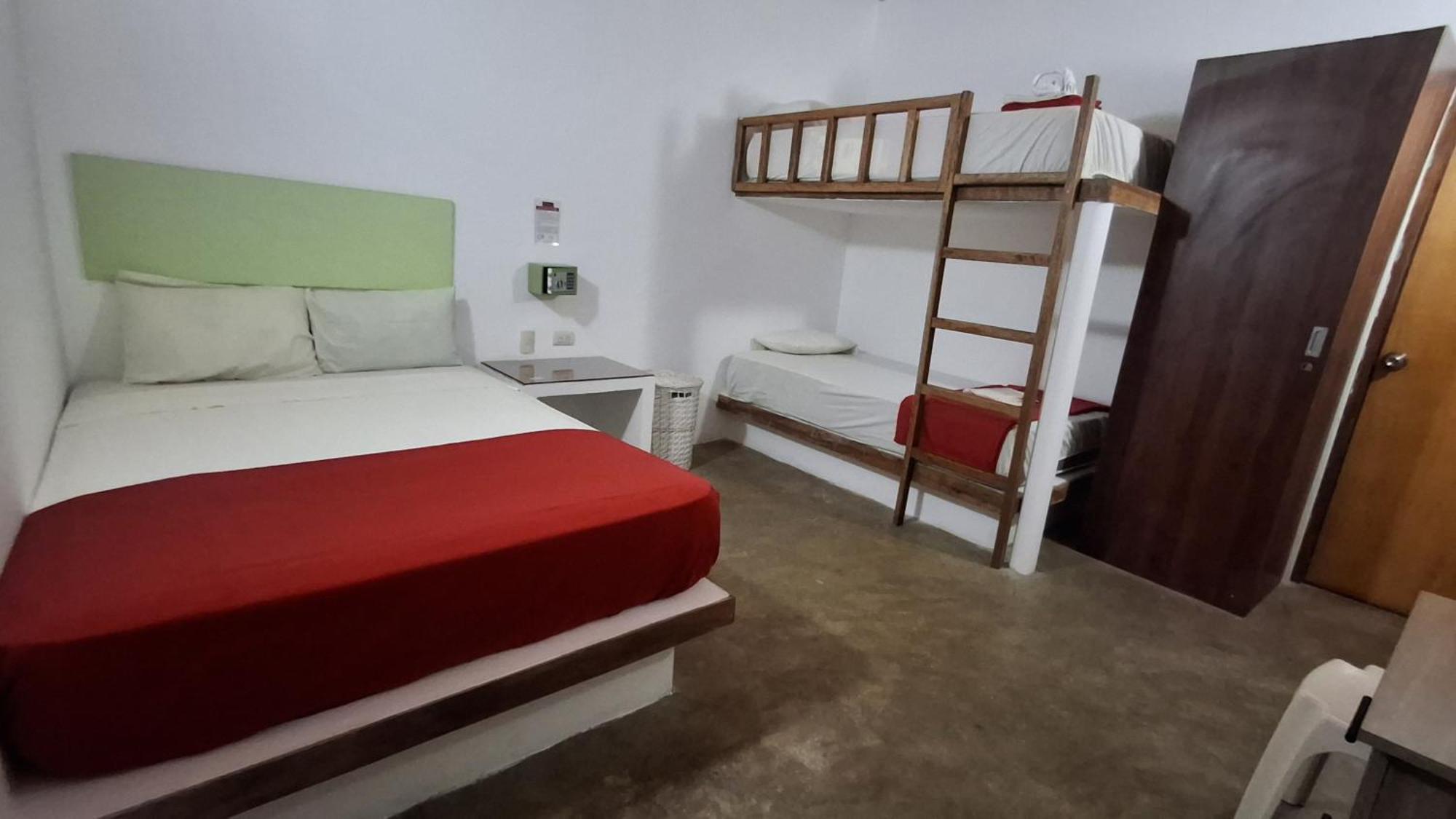 Akas Hotel Apartamentos Canoas de Punta Sal Dış mekan fotoğraf