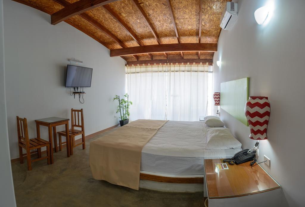 Akas Hotel Apartamentos Canoas de Punta Sal Dış mekan fotoğraf