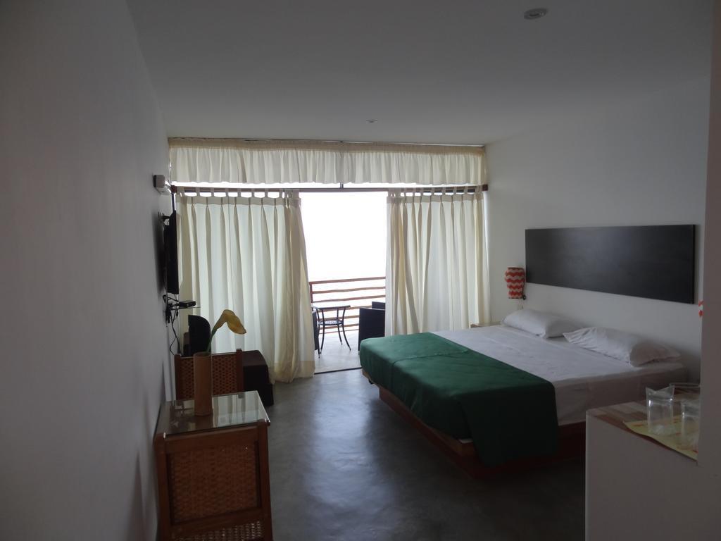 Akas Hotel Apartamentos Canoas de Punta Sal Dış mekan fotoğraf
